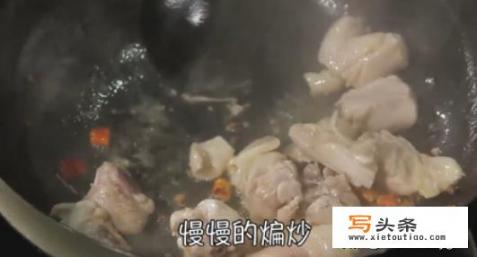 鸡腿炖土豆的做法？