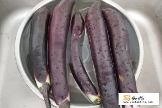 尖椒炒茄子做法？