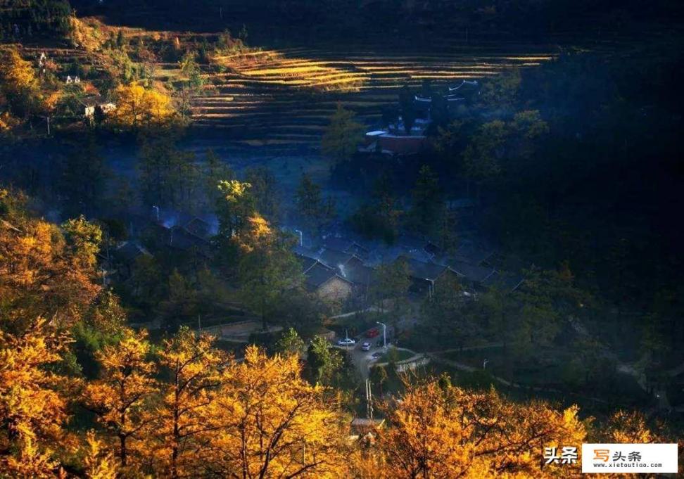 11月中下旬去贵州旅游天气好吗？要穿什么衣服合适