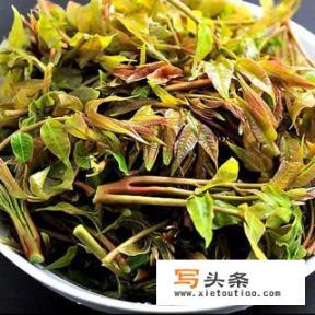 临沂市的农村美食《香椿炒鸡蛋》怎么做最好吃？香椿除了炒鸡蛋还有什么吃法