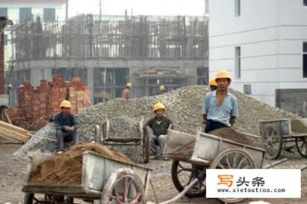 建筑工地木工包工包料多少一平方_在珠海，想去建筑工地干活，要怎么找活干