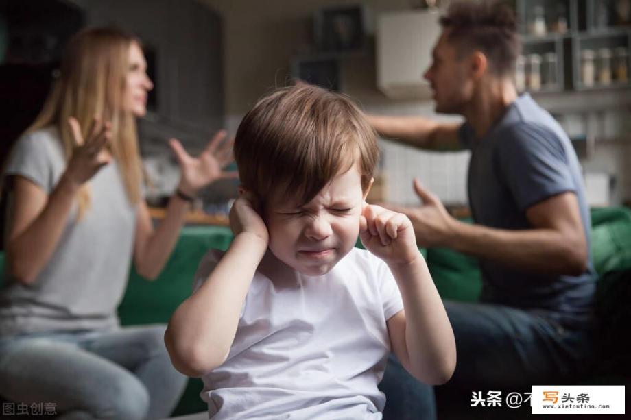 很生气的时候为什么会控制不住的暴躁狂躁，甚至吼叫，尖叫，摔东西，砸东西，有打人的冲动_爱人对你大发雷霆的时候，你是怎么做的