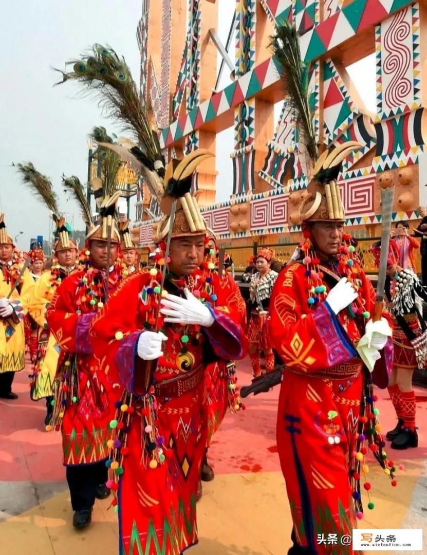 国内最值得去的10大景点有哪些_有哪些旅游胜地值得推荐？它们分别有什么特色