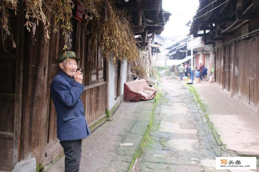 不想打工，想回农村做点什么小生意，应该做什么生意好