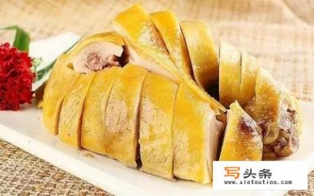 东江盐焗鸡和大良炒牛奶是属于什么流派的传统菜品