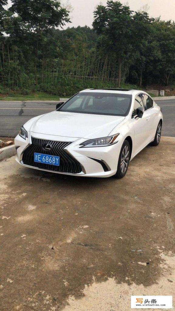 什么是“裸车”？“落地价”是什么意思？