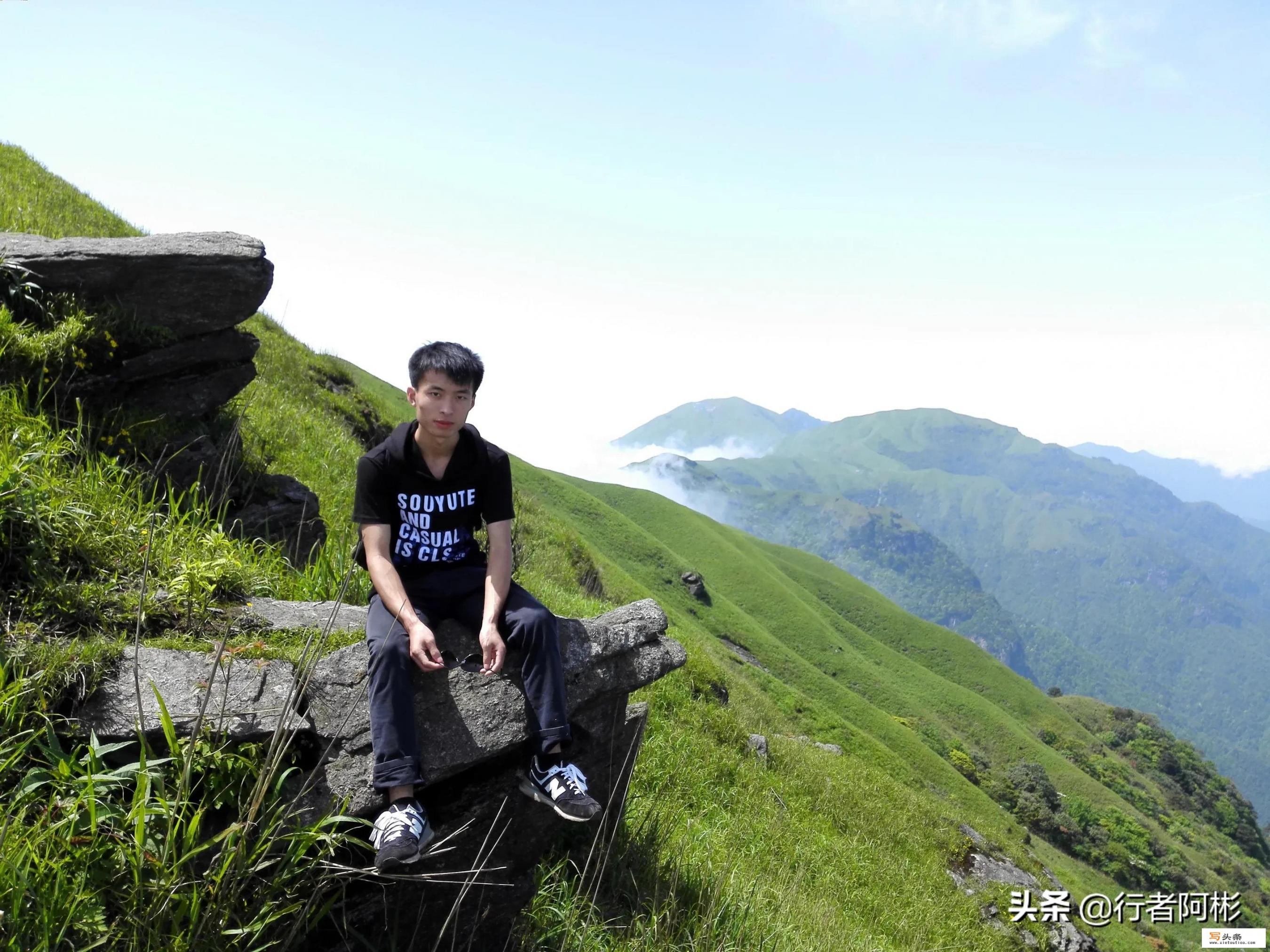 一直想出去旅游，不知道去哪里，大家可以留几张你们印象深刻的旅游风景图吗？