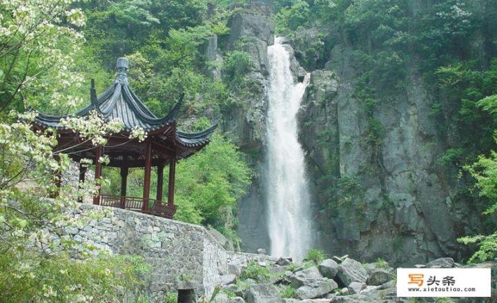 年前一个人去宁波三天，有什么好玩好吃的推荐？