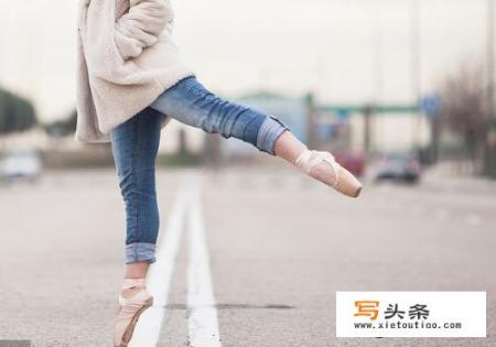 打篮球怎么样才能跳的更高？