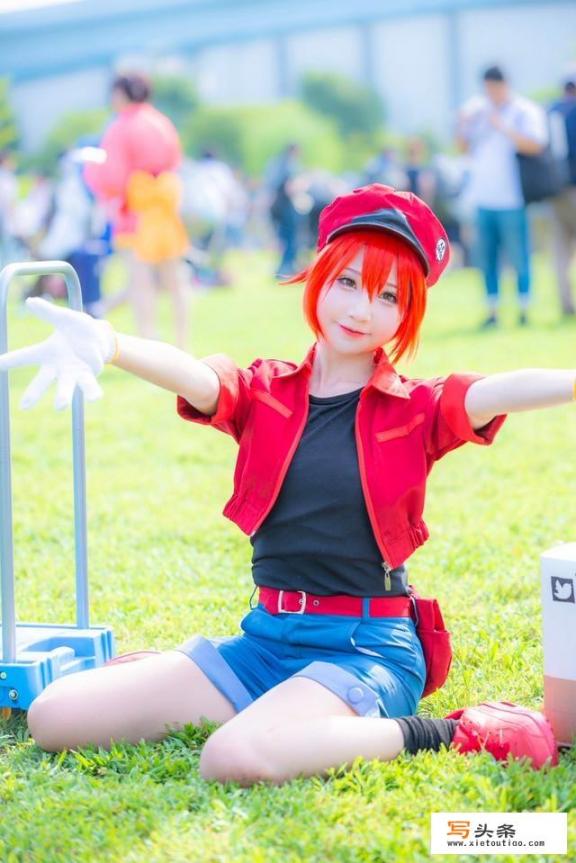 C94漫展上有哪些让人印象深刻的Cosplay？