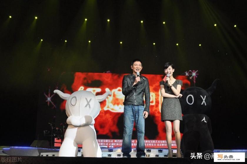 刘德华演唱会，关闭打赏，还有场地都要掏钱，他靠什么收入？